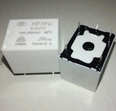 HF3FD 012-ZTF 5Pin 12V DC 10A 250VACの切換えのリレーHF3FD/012-ZSTF HF3FD 024-ZTF 24V DC